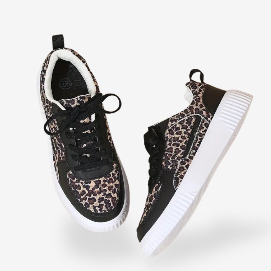 Women’s Low-Top Leopard Print Sneakers