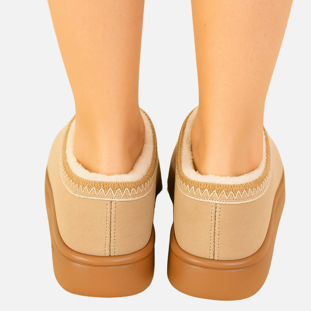 Unisex Premium Soft Slippers – Warm & Soft Winter Slippers